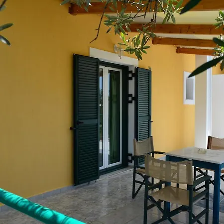 Zacharoula Studios Apartament