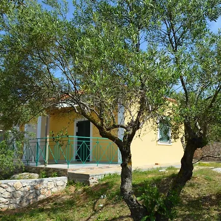 Zacharoula Studios Lassi (Kefalonia)